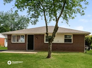 565 Cedarwood Rd, Columbus, OH 43207