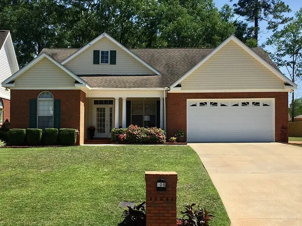 108 Brockton Ct, Dothan, AL 36305