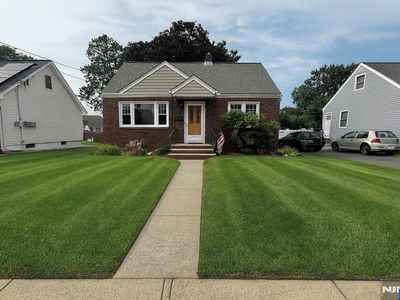 23 Center Ct, Garfield, NJ, 07026