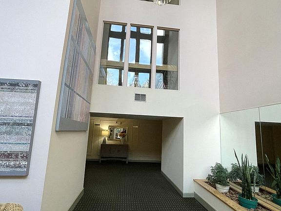 2nd image of 1010 Thoreau Ct APT 101
