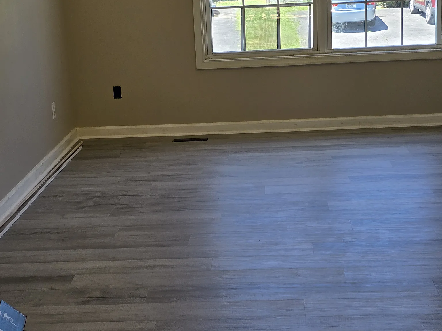 4 bed, 1432 sqft, $2,100 — Photo 2