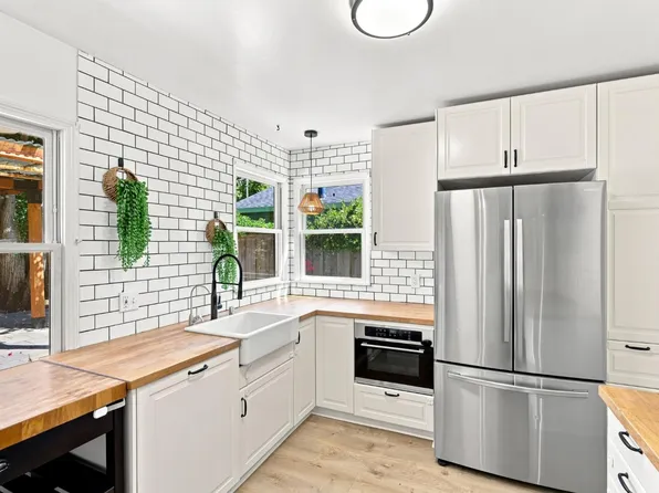 832 L St, Davis, CA 95616