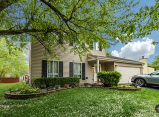1011 Churchill Dr, Naperville, IL 60563