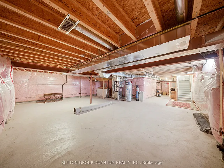 3196 Ernest Appelbe Blvd — Photo 39