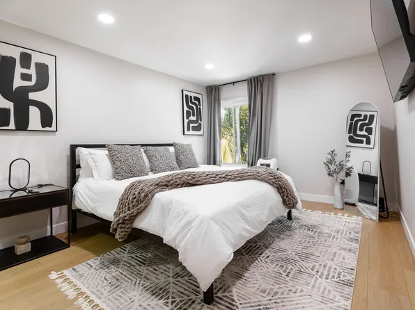 (undisclosed Address), Santa Ana, CA 92707