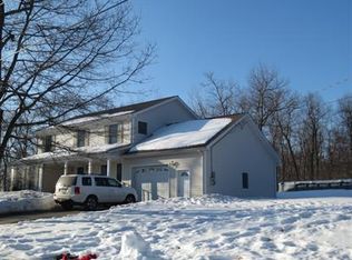 8 Ridge View Ct, Highland Lakes, NJ 07422