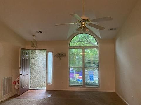 1st image of 249 Gateway Park Cir