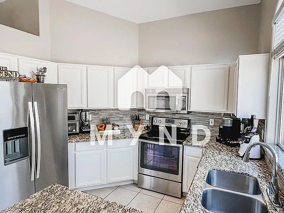 3rd image of 4760 E Mountain Sage Dr