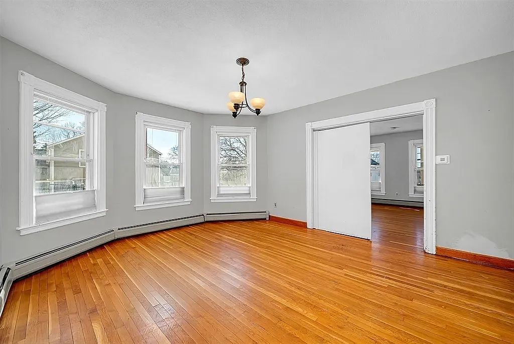 2 bed, 1000 sqft, $2,700 — Photo 4