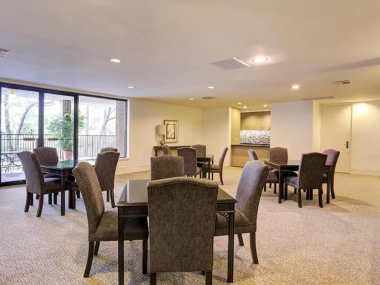 21 Briar Hollow Ln #501 — Photo 25