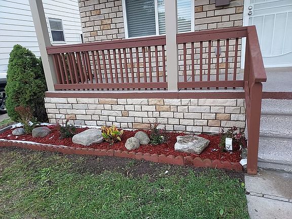 3rd image of 5747 Stahelin Ave