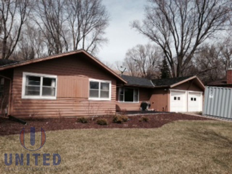 1st image of 2915 Memorial Dr