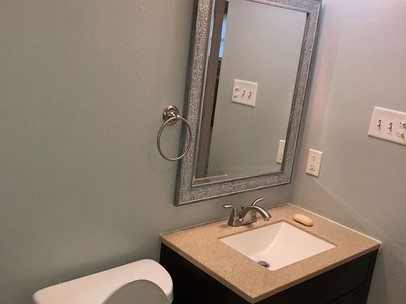 5th image of 7920 Arcadia Ln