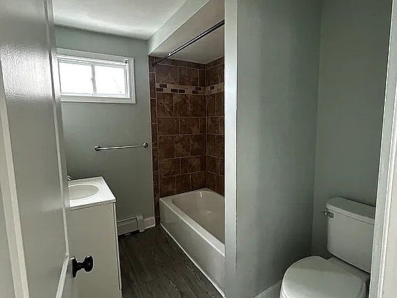 5th image of 45 Fuller Ave Floor 2