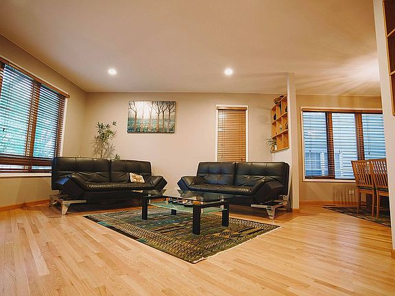 2nd image of 3639 N Paris Ave