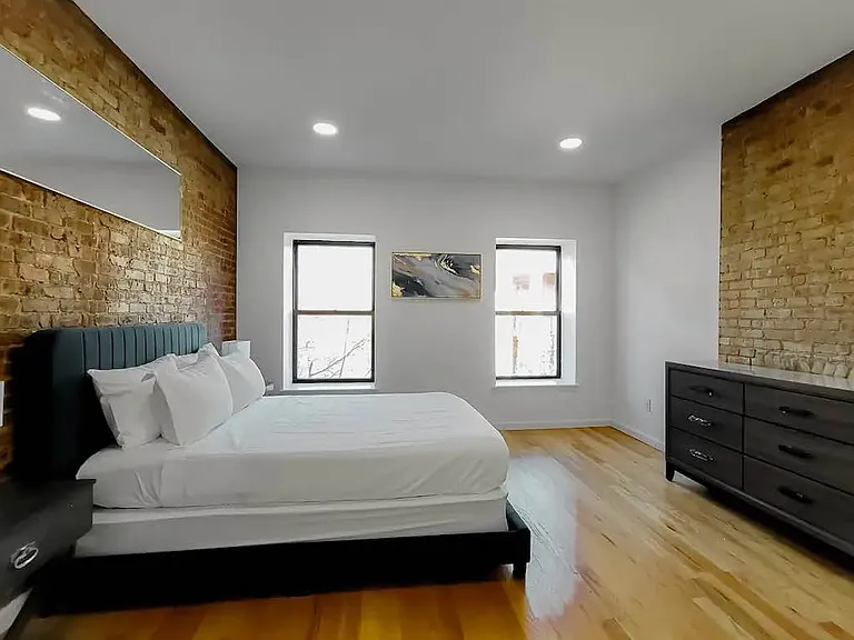 285 Pleasant Ave #1 — Photo 9