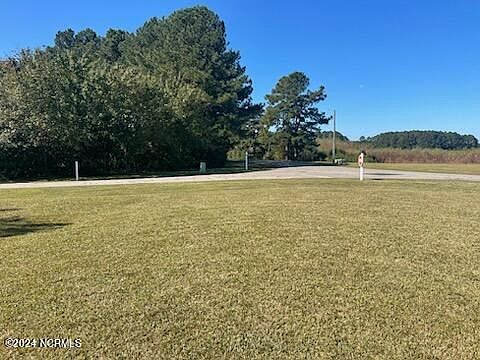 1st image of 725 Dayflower Court