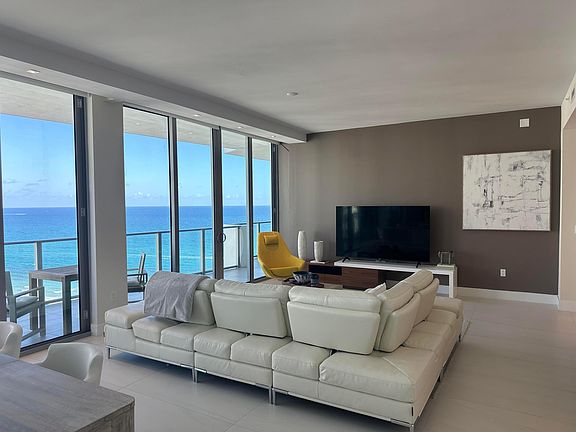 3rd image of 3100 N Ocean Drive # H-1701