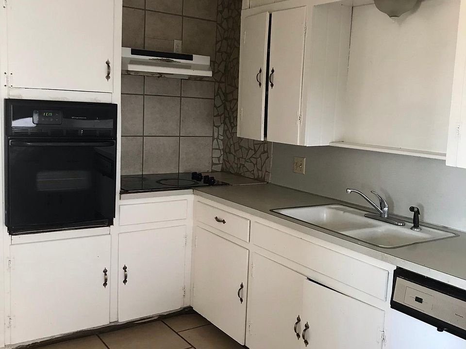 1st image of 414 Mariana Ave