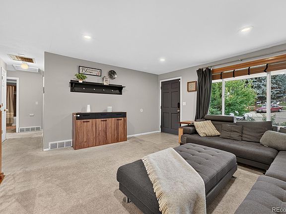 5th image of 9038 W 77th Place