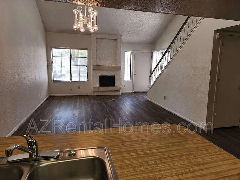 819 N College Ave #G112 — Photo 4
