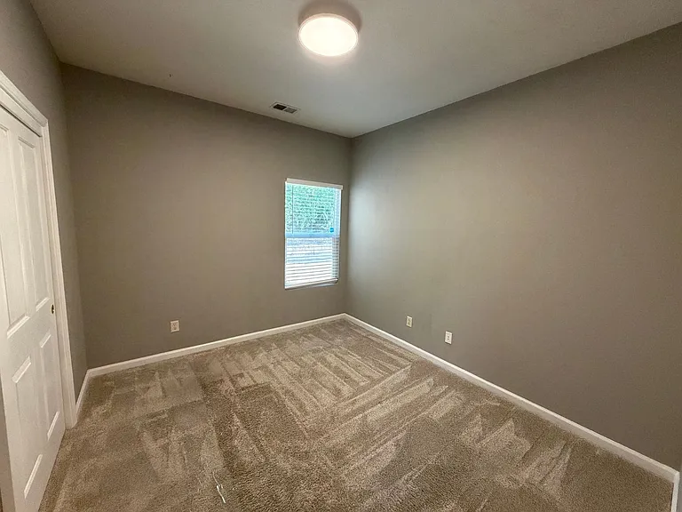 6425 Rabbit Hollow Way — Photo 16