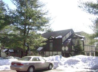 11 Falmouth Ct, Brookfield, CT 06804