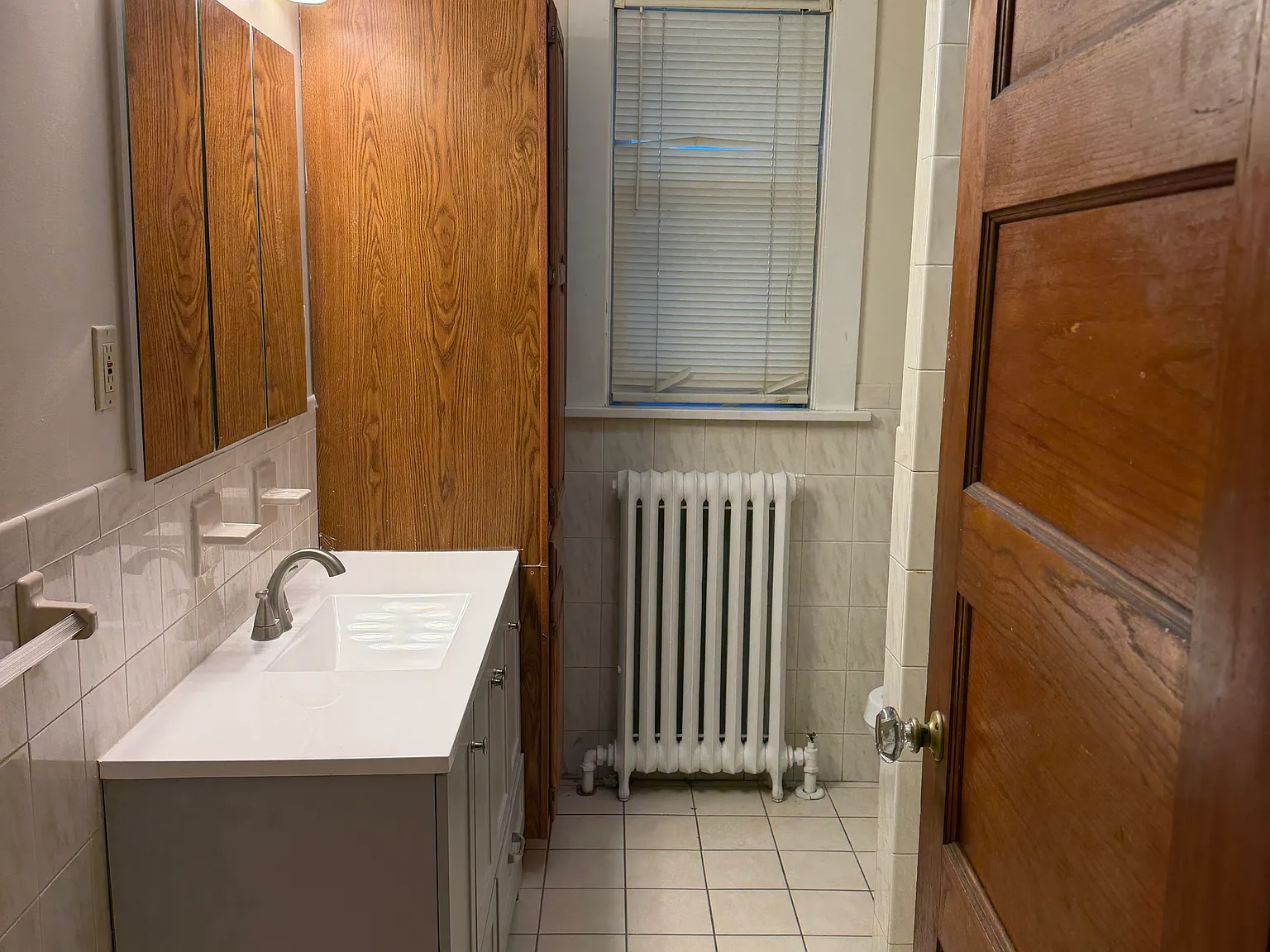 3 bed, 1.5 bath, 1100 sqft, $1,800 — Photo 4