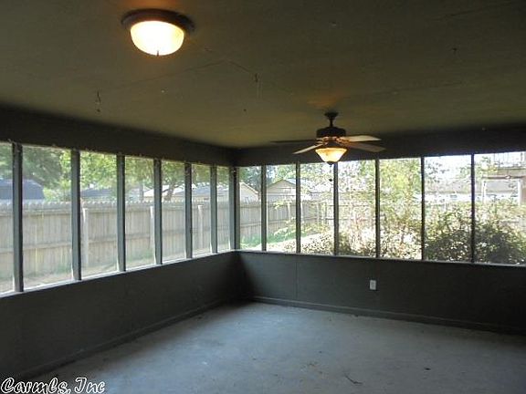4th image of 1204 Vail St