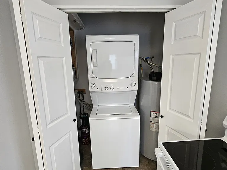 205 Whittle St — Photo 11