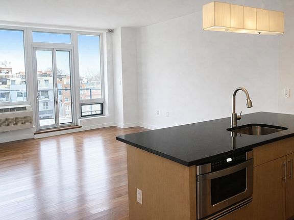 2nd image of 5-49 Borden Ave #11F