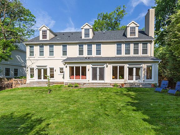 3rd image of 5808 Beech Ave