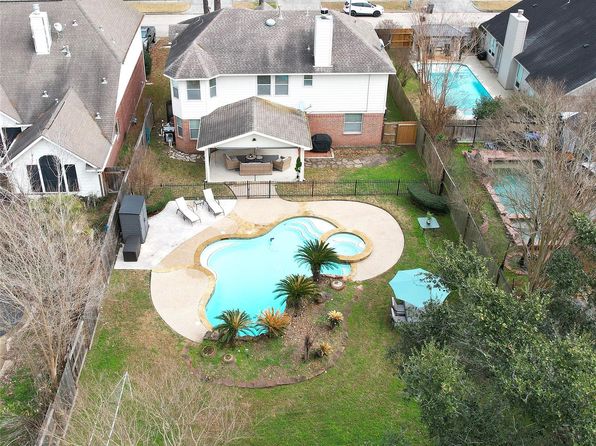 21419 Hannover Estates Dr, Spring, TX 77388