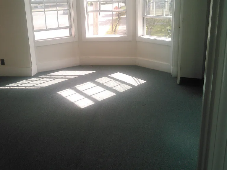 119 Pleasant St #4 — Photo 13