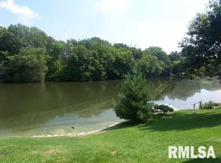 74 Rustic Lake Dr, Colona, IL 61241