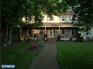 236 Gregory Ct, Moorestown, NJ 08057