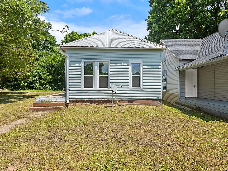 321 S Main St