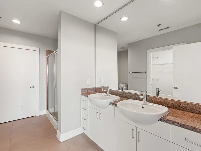 333 W Trade St #2502 — Photo 25