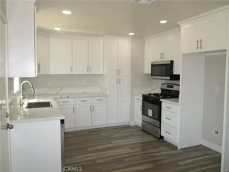 13464 Mohawk Rd — Photo 3