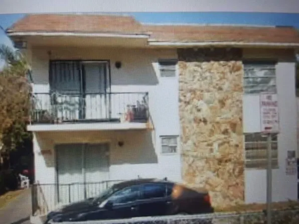 667 SW 3rd St APT 2, Miami, FL 33130