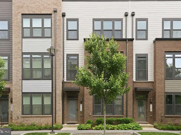 8178 Red Hook St, Rockville, MD 20855