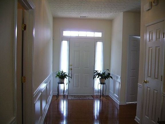 2nd image of 3216 Quincey Xing