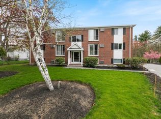 25 Clarks Rd APT 101, Amesbury, MA 01913