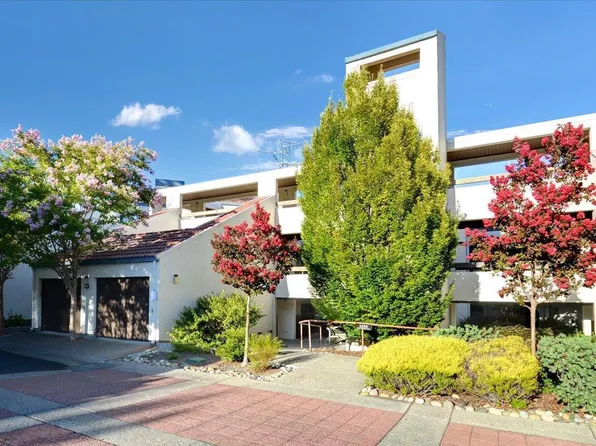 3288 Terra Granada Dr APT 2C, Walnut Creek, CA 94595