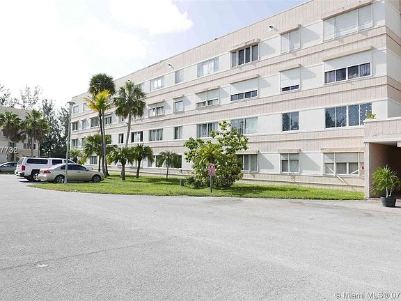 2nd image of 14840 Naranja Lakes Blvd #C1b