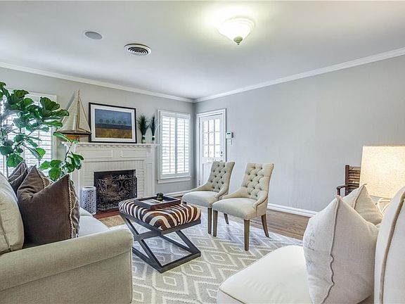 3rd image of 2815 Westminster Ave