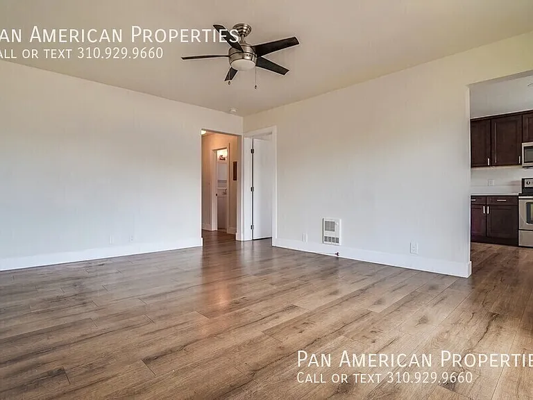 639 W 4th St #9 — Photo 17