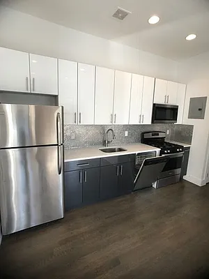 Rented by Whitestone Realty Group Inc | media 6