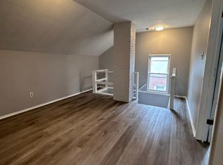 9037 Northlawn St, Detroit, MI 48204