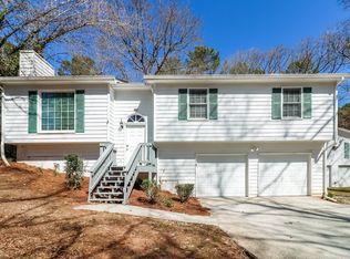 222 Cove Dr, Hiram, GA 30141